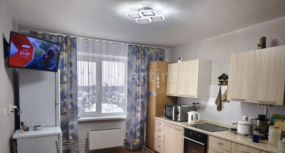 Комната, 11 м2, 11/13 эт. Екатеринбург - изображение 1