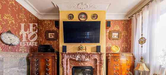 Дом, 850 м2, 21 сотка, 3 эт. Истра