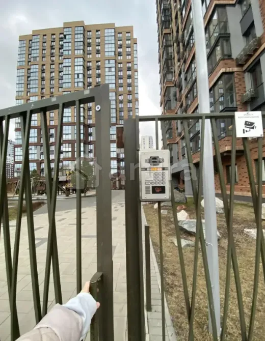 3-комн. квартира, 61.9 м², 13/19 эт. Тюмень - изображение 2