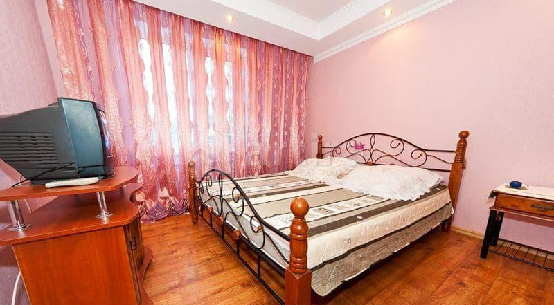 2-комн. квартира, 63 м2, 1/6 эт. Феодосия - изображение 5