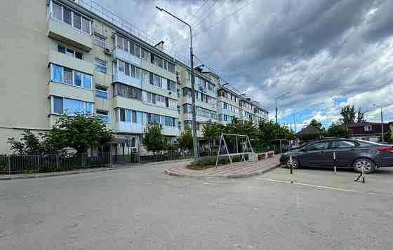 2-комн. квартира, 55 м2, 2/5 эт. Феодосия