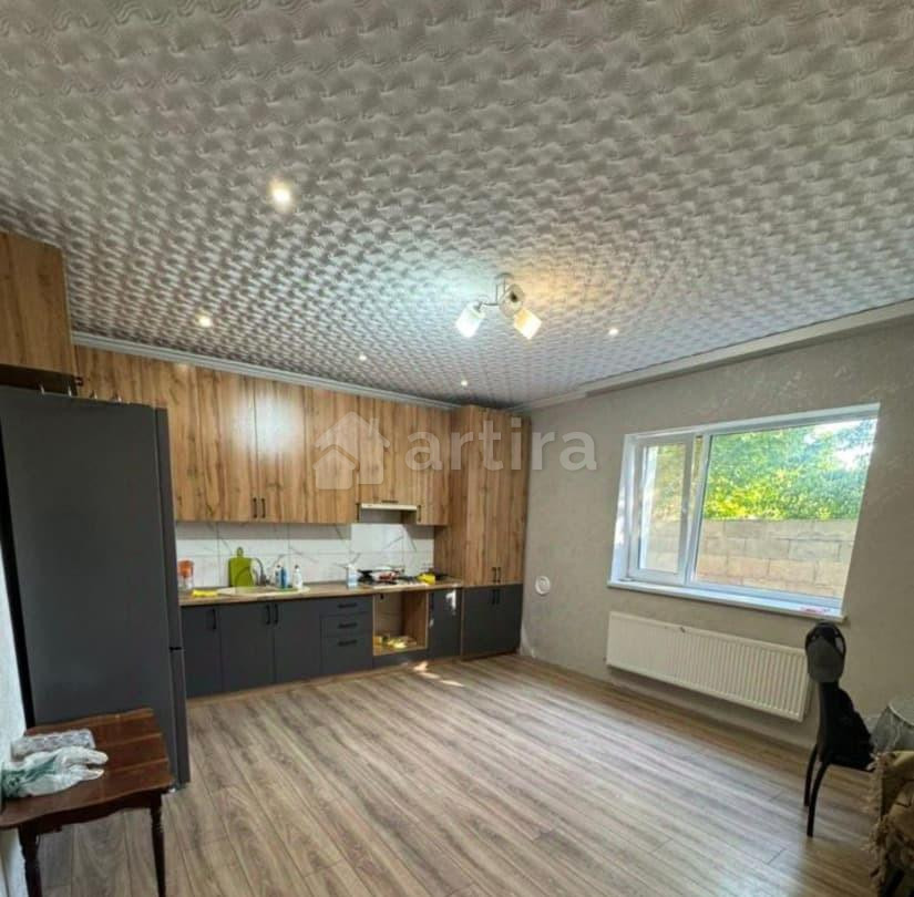 Комната, 130 м2, 2/2 эт. Симферополь - изображение 2