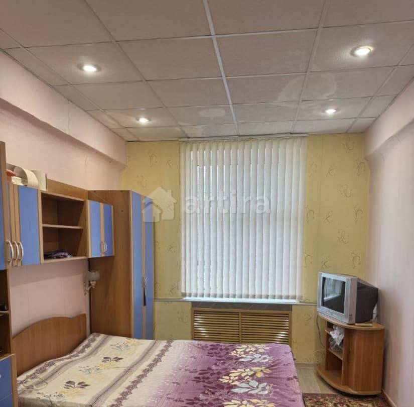 Комната, 18 м2, 2/4 эт. Саратов - изображение 1