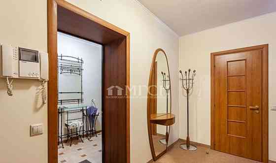 2-комн. квартира, 57.7 м2, 3/9 эт. Москва