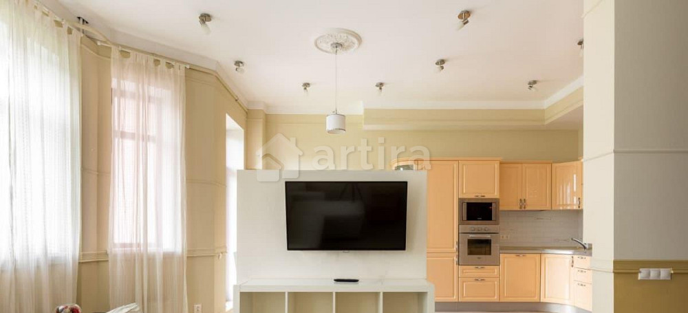 Дом, 150 м2, 1.5 сотки, 2 эт. Санкт-Петербург - изображение 2