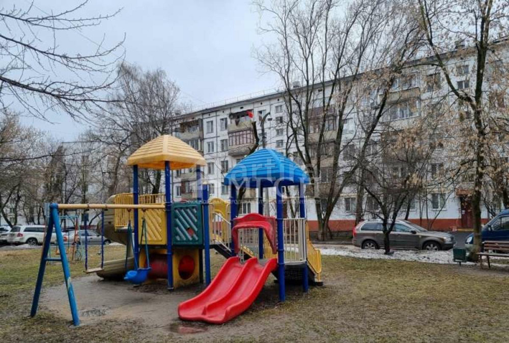 2-комн. квартира, 43 м2, 2/5 эт. Москва - изображение 2