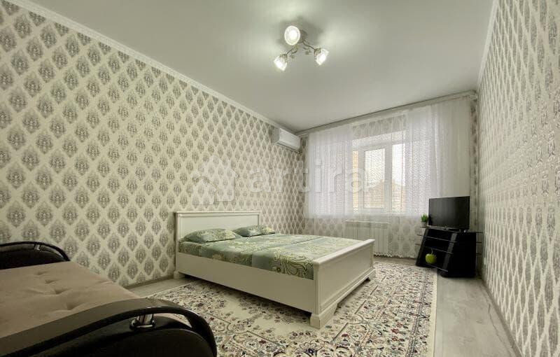 1-комн. квартира, 37 м2, 2/5 эт. Екатеринбург - изображение 1