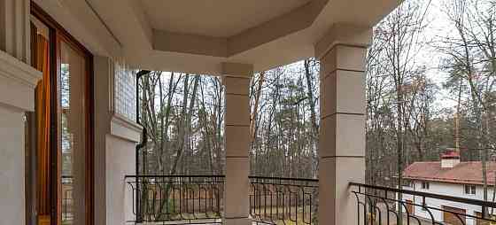 Коттедж, 575 м2, 48 соток, 3 эт. Москва