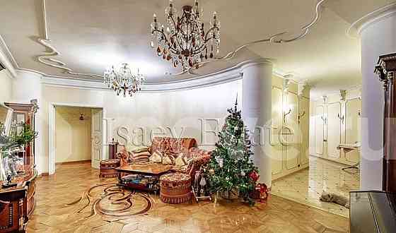 6-комн. квартира, 237 м2, 6/26 эт. Москва