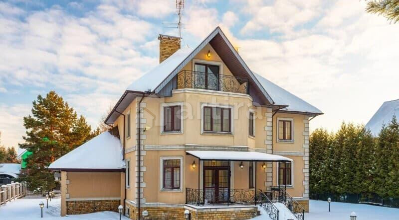 Коттедж, 700 м2 Бронницы - изображение 1