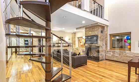 5-комн. пентхаус, 260 м2, 38/43 эт. Москва