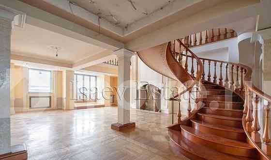 5-комн. квартира, 280 м2, 6/7 эт. Москва