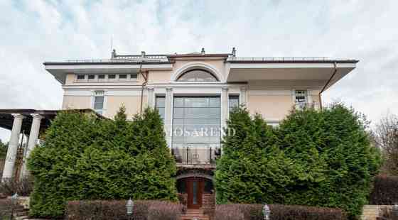 Коттедж, 1300 м2 Одинцово