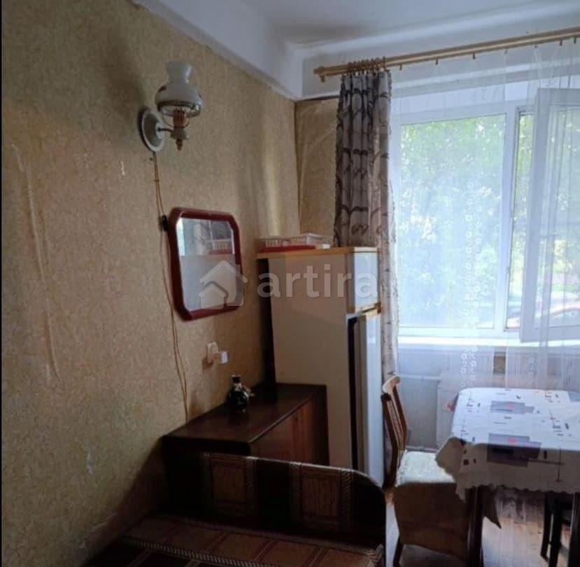 Комната, 10 м2, 1/9 эт. Санкт-Петербург - изображение 2