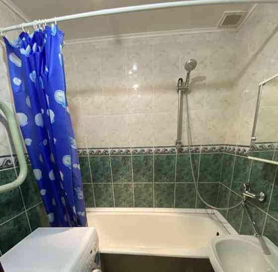 Комната, 72 м2, 2/10 эт. Красноярск