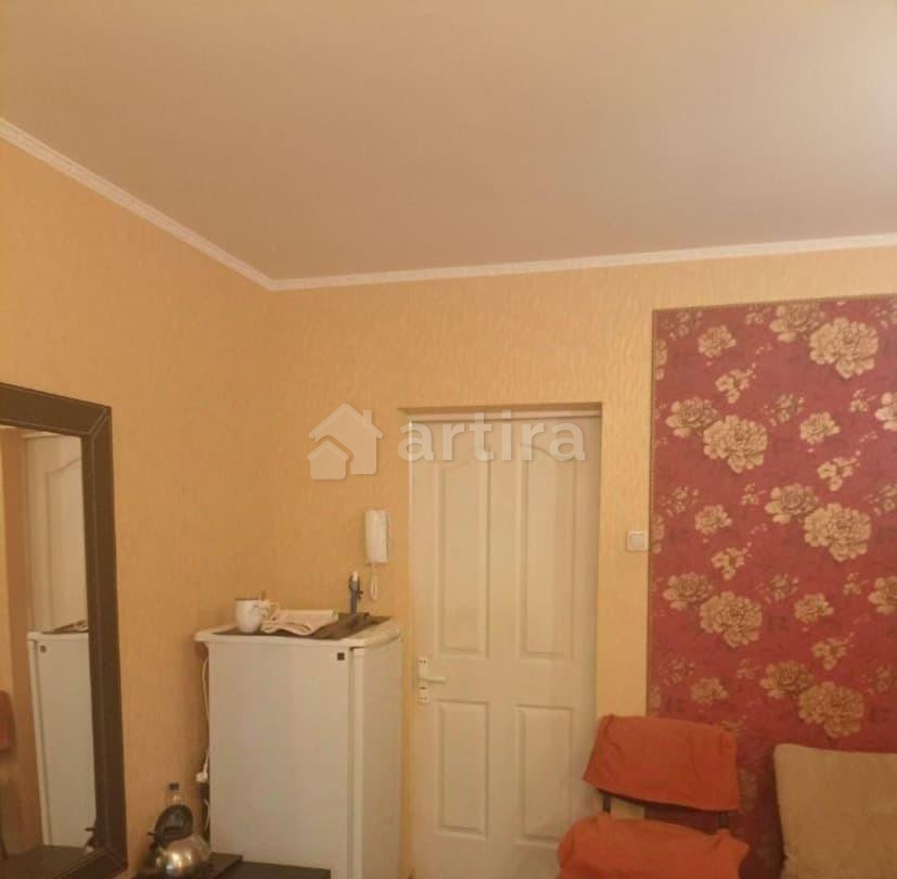 Комната, 89.6 м2, 1/9 эт. Санкт-Петербург - изображение 3