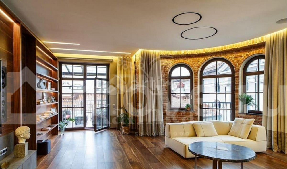 4-комн. квартира, 174.1 м2, 4/4 эт. Москва - изображение 1