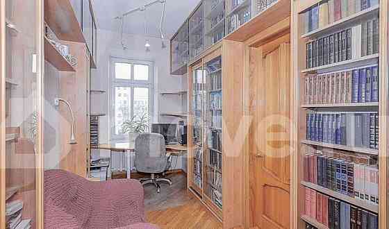 Квартира, 246 м2, 3/6 эт. Москва