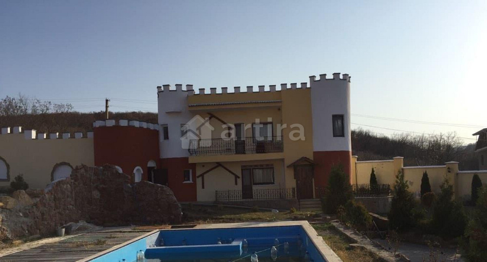 Дом, 240 м2, 12 соток, 2 эт. Симферополь - изображение 1