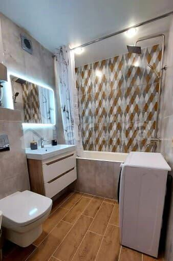 2-комн. квартира, 55 м2, 3/5 эт. Новосибирск - изображение 2