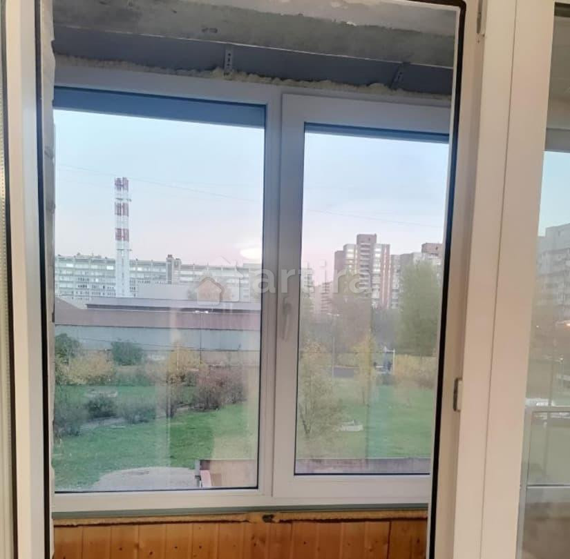 Комната, 12 м2, 2/15 эт. Санкт-Петербург - изображение 1