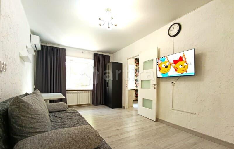 2-комн. квартира, 48 м2, 1/5 эт. Казань - изображение 1