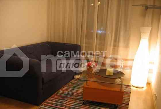 4-комн. квартира, 63 м2, 3/9 эт. Москва