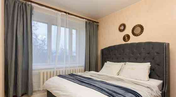 2-комн. квартира, 72 м2, 4/14 эт. Москва