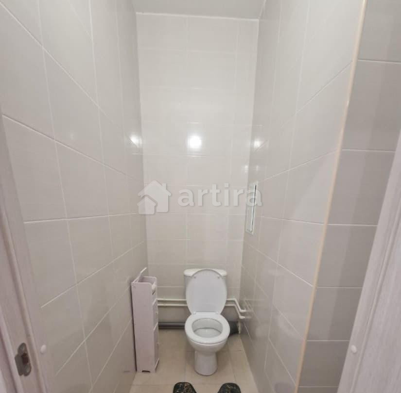 Комната, 26 м2, 10/18 эт. Санкт-Петербург - изображение 3