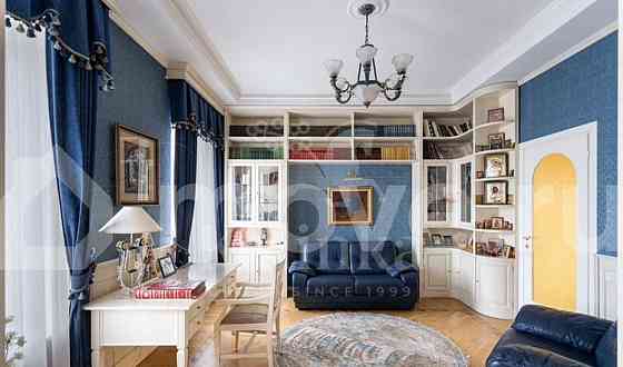 Квартира, 420 м2, 4/4 эт. Москва