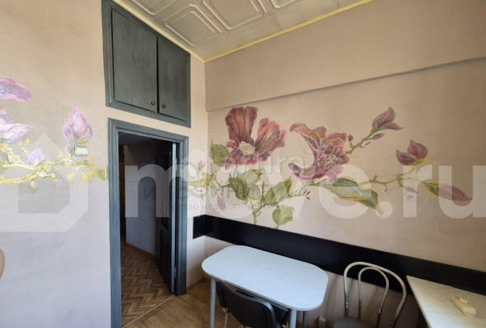 4-комн. квартира, 100 м2, 2/5 эт. Москва - изображение 2