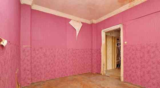 2-комн. квартира, 57 м2, 3/5 эт. Москва