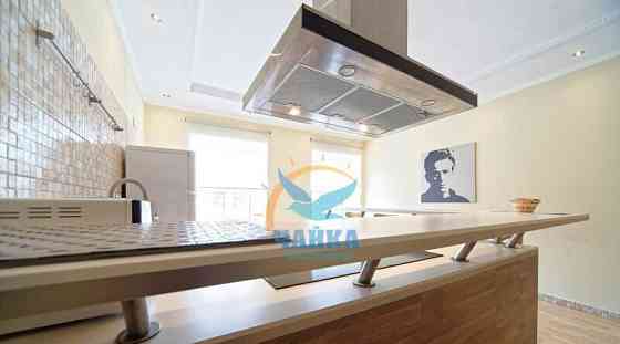 2-комн. квартира, 65 м2, 3/4 эт. Санкт-Петербург