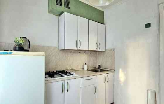 2-комн. квартира, 42 м2, 4/5 эт. Москва