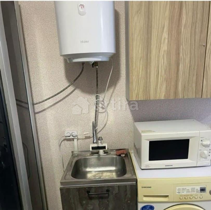 Комната, 18 м2, 1/4 эт. Волгоград - изображение 2