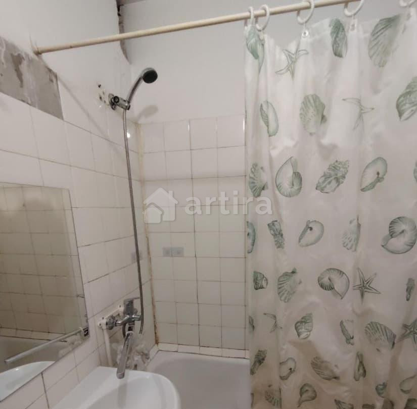 Комната, 60 м2, 4/5 эт. Тольятти - изображение 1