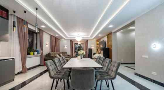 Дом, 600 м2 Новосибирск