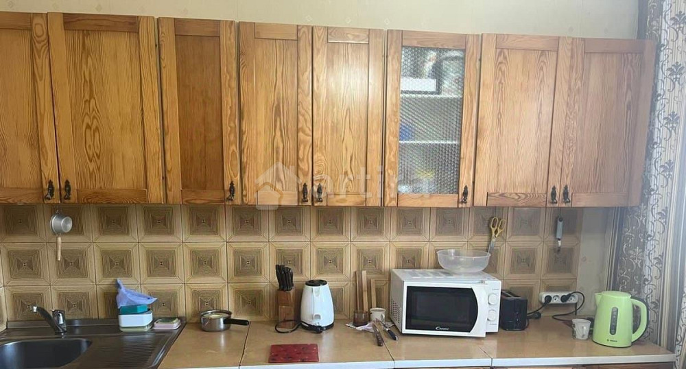 Комната, 65 м2, 14/17 эт. Москва - изображение 1