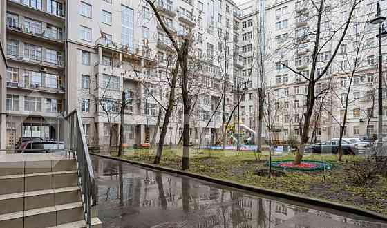 5-комн. квартира, 131.2 м2, 7/12 эт. Москва