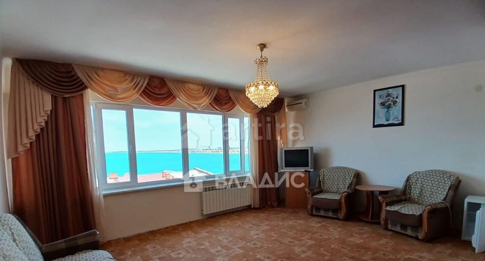 Таунхаус, 220 м2, 2 сотки, 4 эт. Симферополь - изображение 1