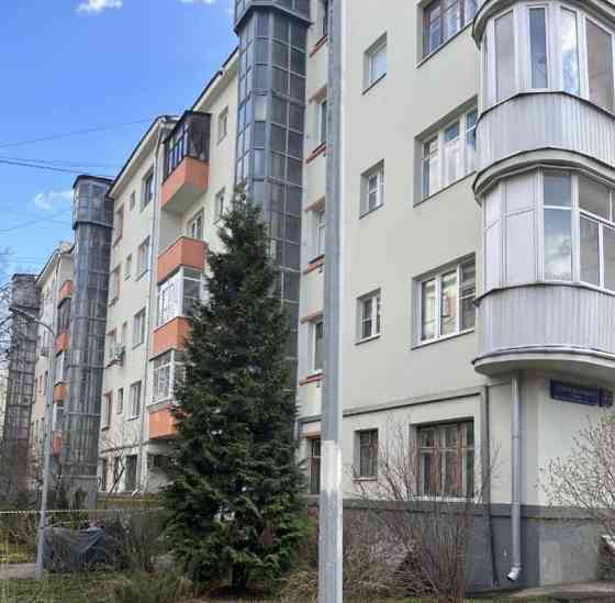 Комната, 14.7 м2, 2/5 эт. Москва