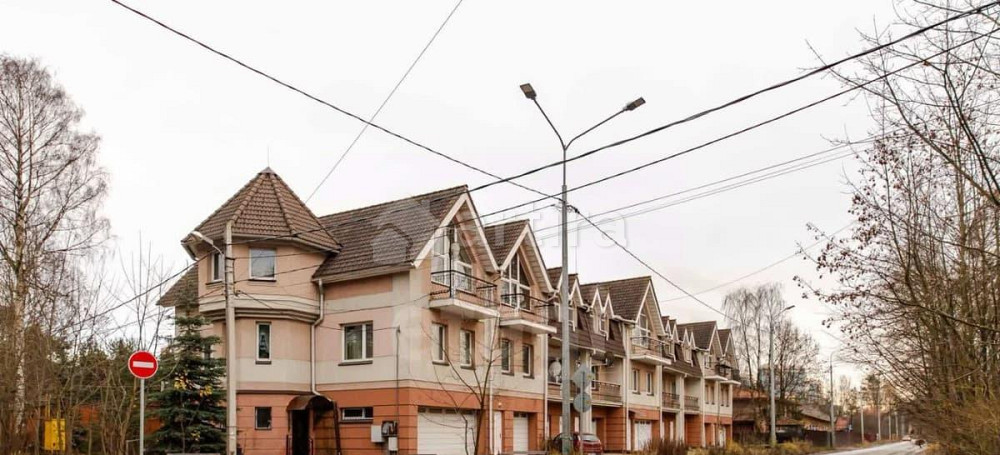 Таунхаус, 160 м2, 5 соток, 3 эт. Санкт-Петербург - изображение 2