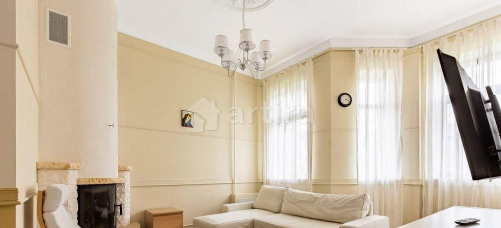 Дом, 150 м2, 1.5 сотки, 2 эт. Санкт-Петербург - изображение 1