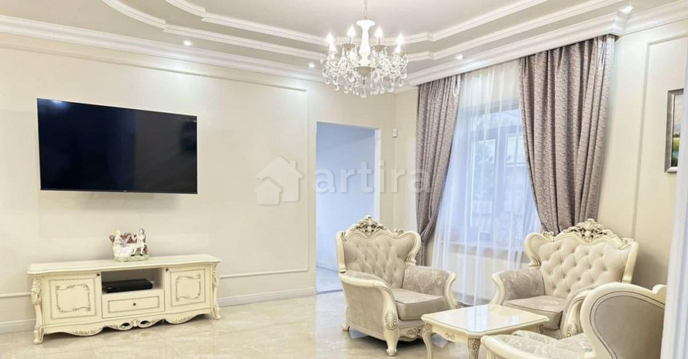 Дом, 280 м2, 6 соток, 3 эт. Дмитров - изображение 1