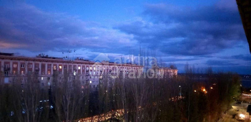 Комната, 19 м2, 7/7 эт. Волгоград - изображение 2