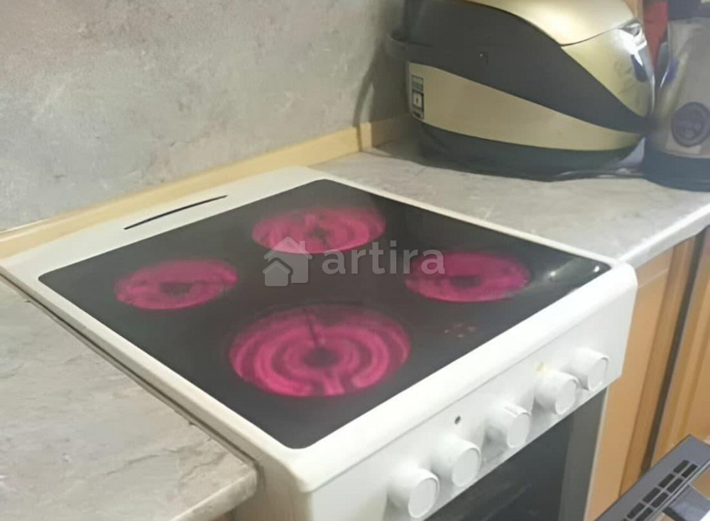 Комната, 78 м2, 14/16 эт. Санкт-Петербург - изображение 2