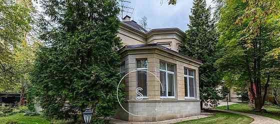 Дом, 380 м2, 22 сотки, 4 эт. Красногорск