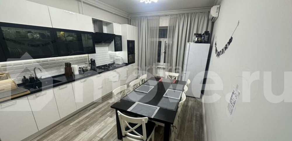 4-комн. квартира, 117 м2, 2/6 эт. Москва - изображение 1