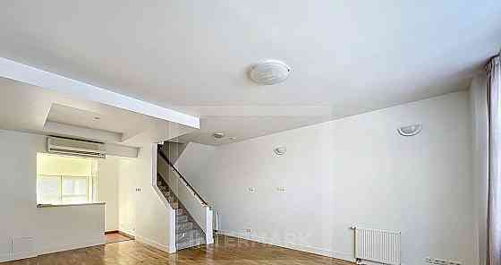 Коттедж, 160 м2, 2 сотки, 3 эт. Москва