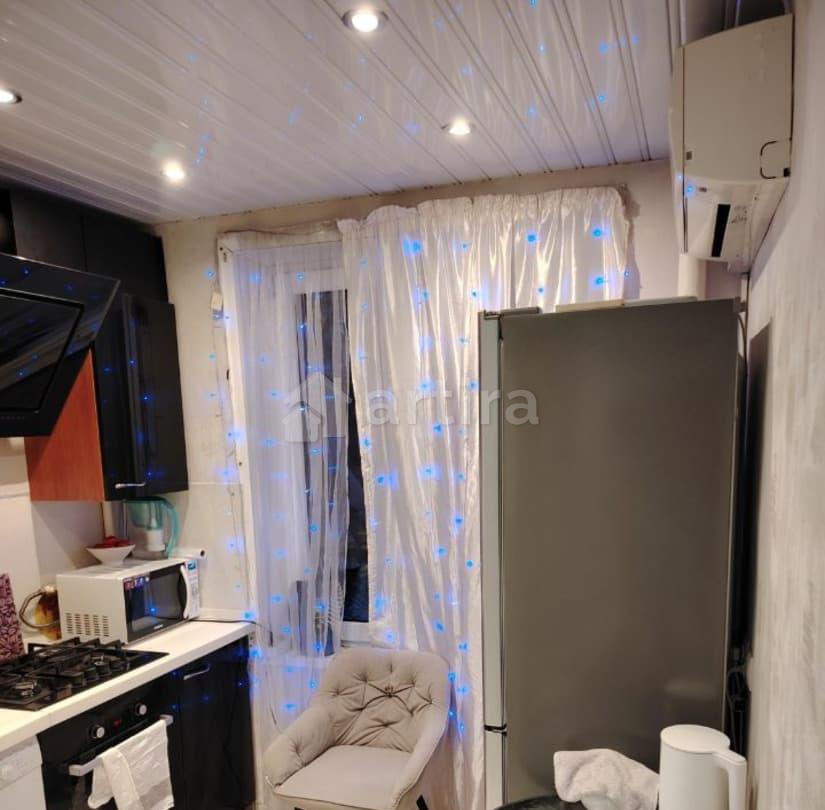 Комната, 76 м2, 3/5 эт. Москва - изображение 2